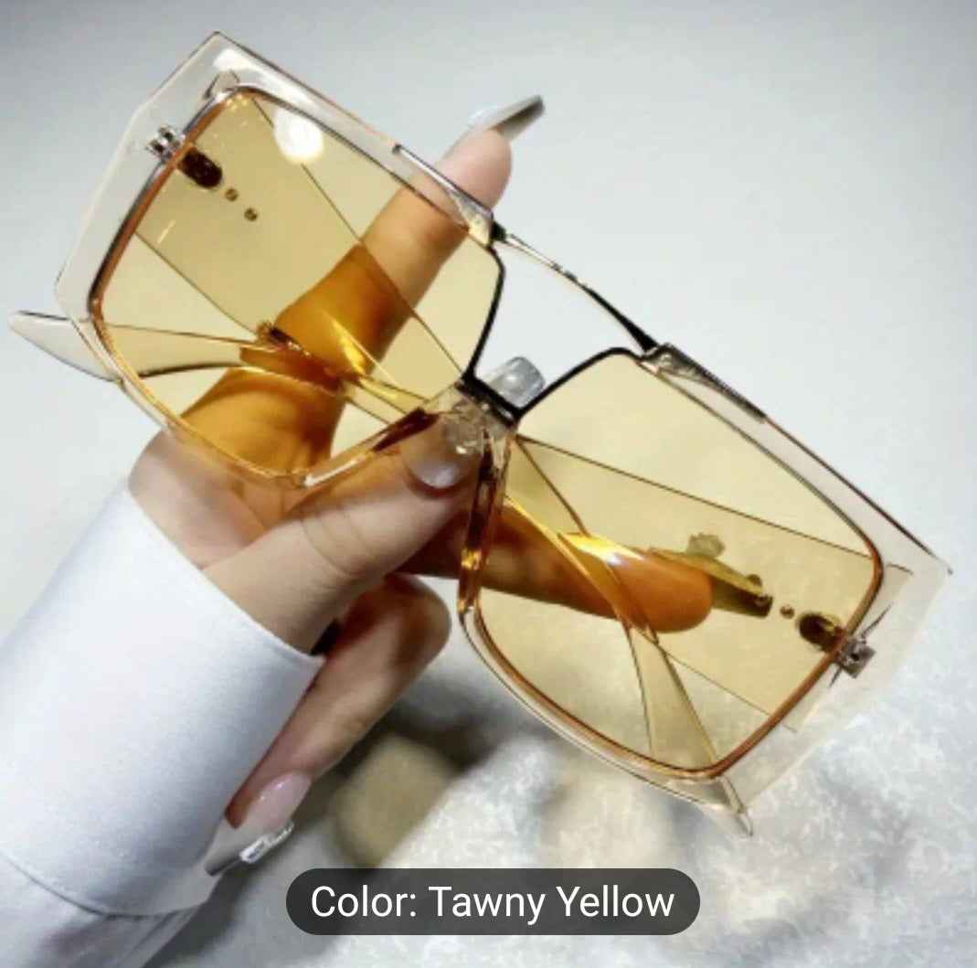 Queen'N-Eyewear